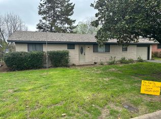 705 Rose Ave, Cleburne, TX 76033