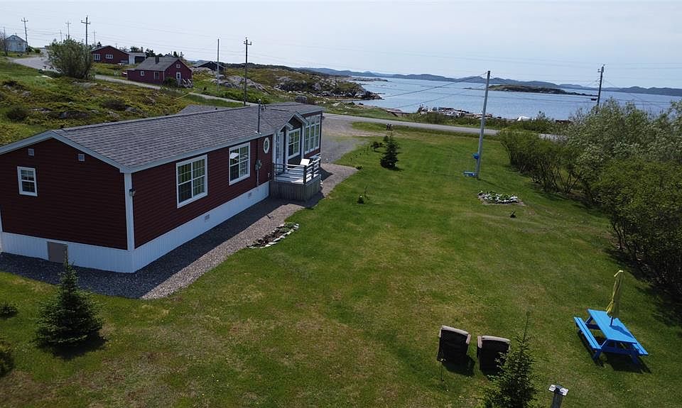 1st image of 285 Bayview Street