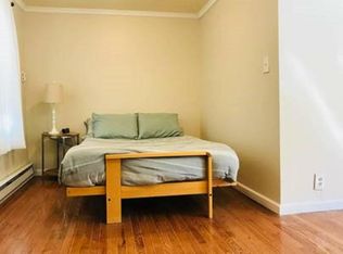 183 W 5th St #1, South Boston, MA 02127