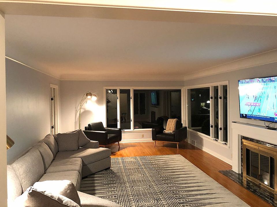 Main Floor Living Room