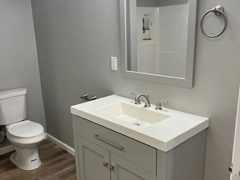 808 N Elm St — Photo 11