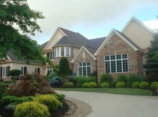 3350 Old Brainard Rd, Pepper Pike, OH 44124