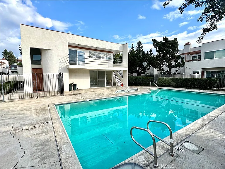 20254 E Arrow Hwy #B — Photo 33