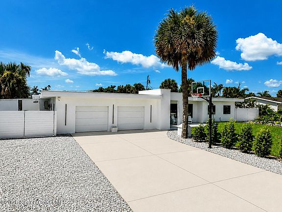 3rd image of 123 Miami Ave