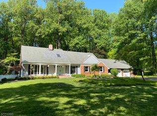 5 Voorhees Rd, Whitehouse Station, NJ 08889