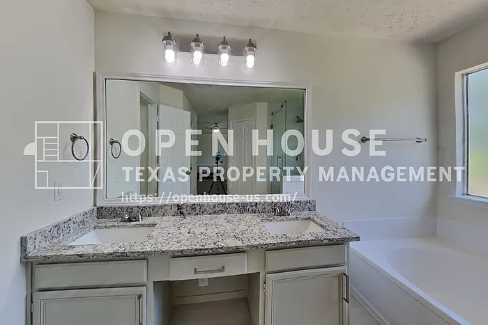 3746 Havenmoor Pl — Photo 12