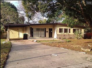 5233 Van Aken Dr, Orlando, FL 32808