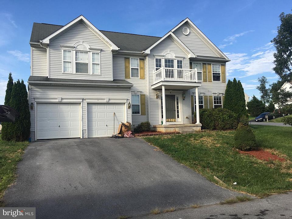 1st image of 36 Yankee Dr