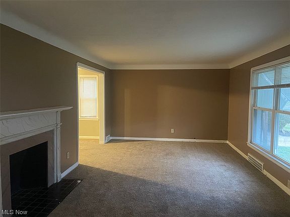 5th image of 16515 Walden Ave