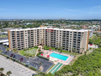 7520 Ridgewood Ave APT 905, Cape Canaveral, FL, 32920