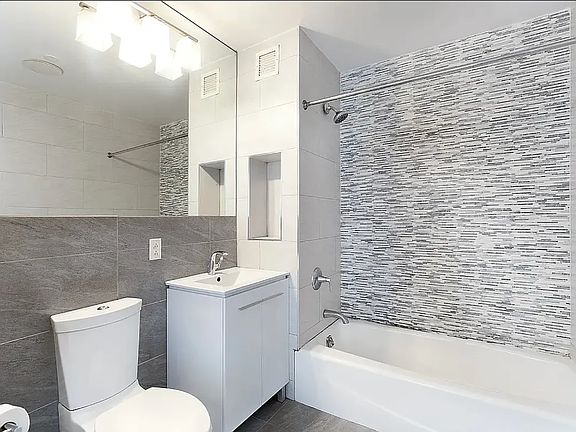 4th image of 535 Classon Ave APT 305