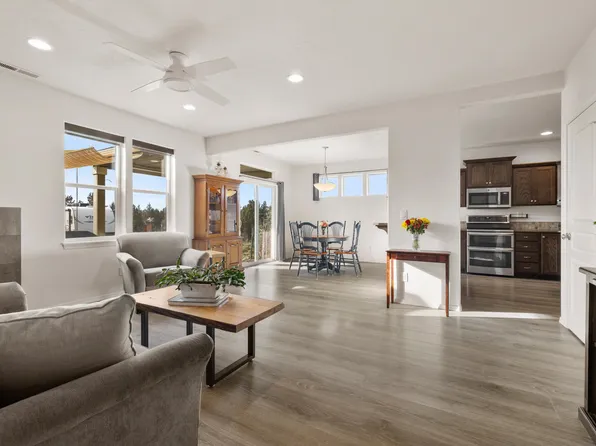 9040 SW Sand Ridge Rd, Terrebonne, OR 97760