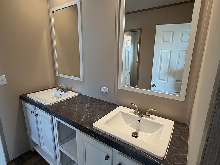 12000 Yanez Dr — Photo 2