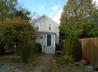 283 Marlborough St, East Greenwich, RI 02818