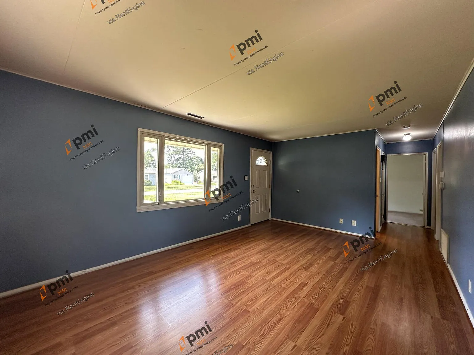 3 bed, 1.0 bath, 875 sqft, $1,625 — Photo 4