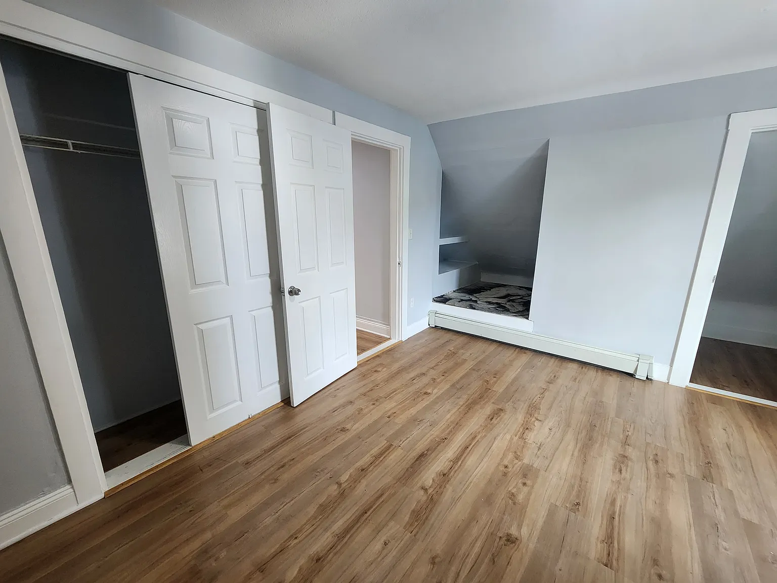 1 bed, 800 sqft, $1,700 — Photo 2