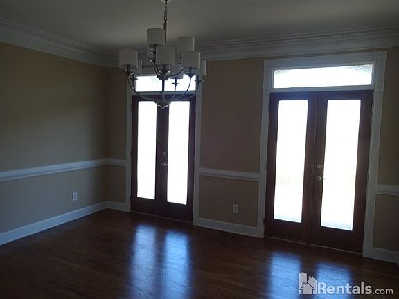 4th image of 119 Glen Eagle Way ##