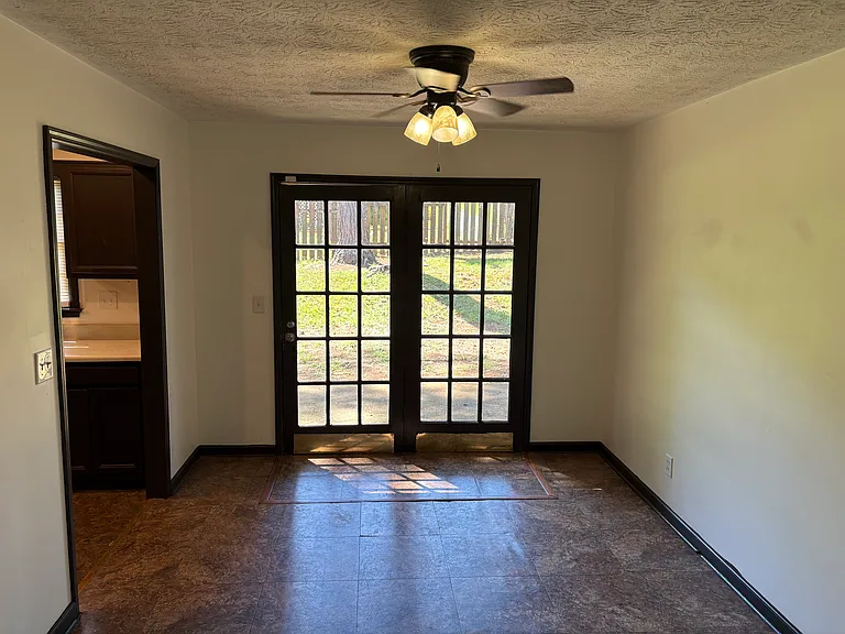 865 Bristol Way — Photo 29