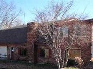 1313 Cedar Knob Rd, Benton, KY 42025