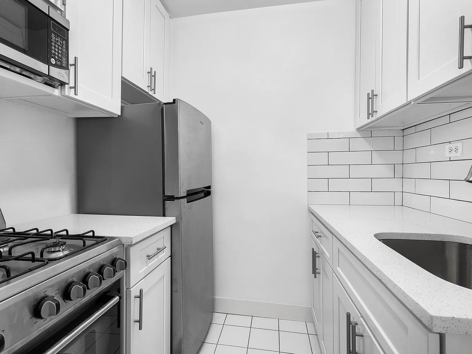 310 West 56th Street — Photo 4
