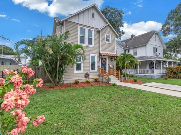 451 35th Ave N, Saint Petersburg, FL 33704