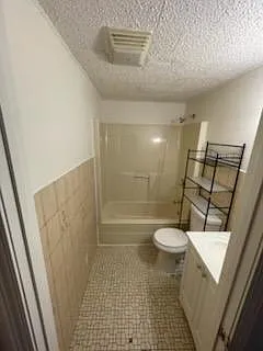 825 Saint Matthew Dr — Photo 3