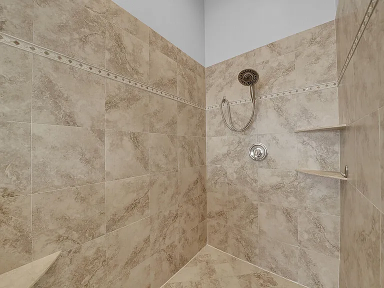 18453 Old Princeton Ln — Photo 35