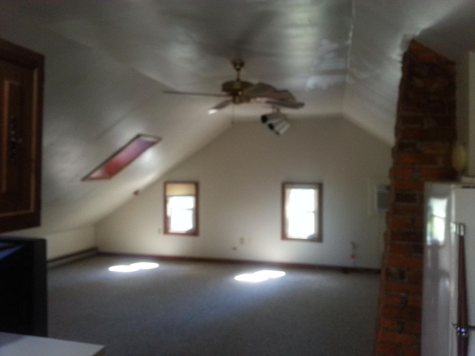 2nd image of 331 N 21st St APT 3