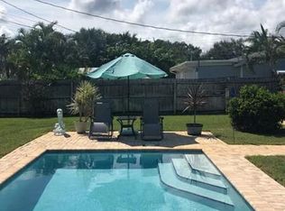 372 Franklin Rd, Tequesta, FL 33469