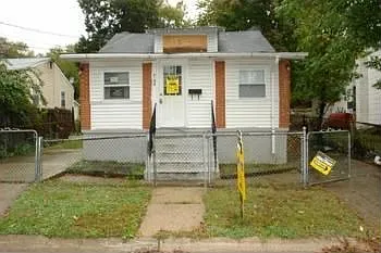 6106 Sheridan St photo 1