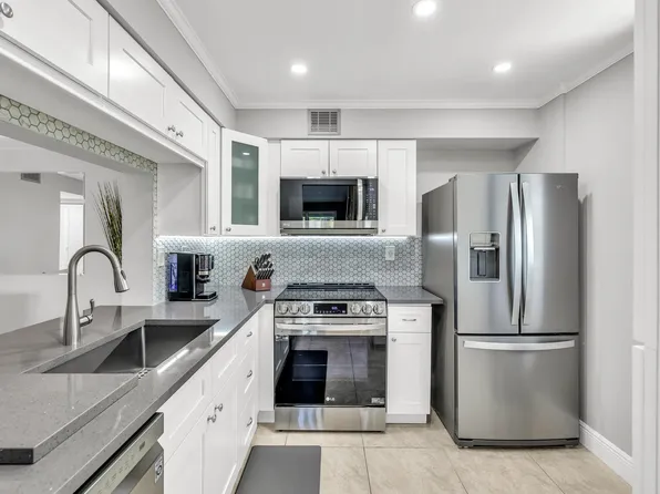 4600 W McNab Road #C2, Pompano Beach, FL 33069