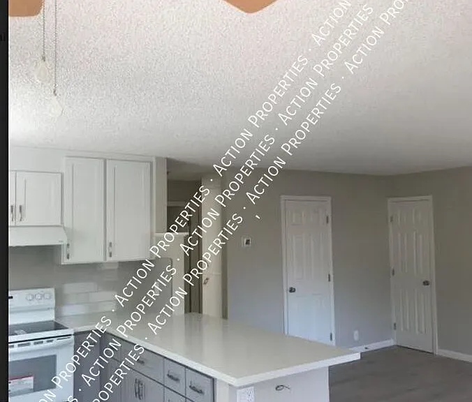 2644 Woodridge Ct #27 — Photo 3