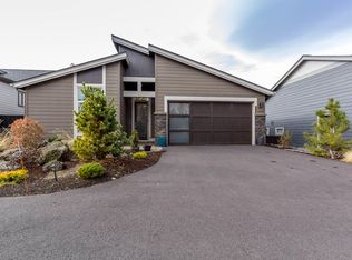 2735 NW Rippling River Ct, Bend, OR 97703