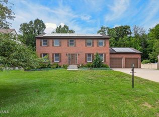 9 Judith Dr, Clifton Park, NY 12065