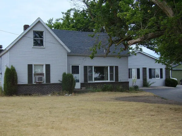 1975 Eighteen Mile Rd, Kent City, MI 49330