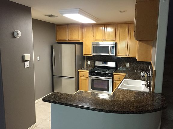 5th image of 10630 Morado Cir Unit 8