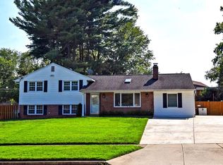 5232 Queensberry Ave, Springfield, VA 22151