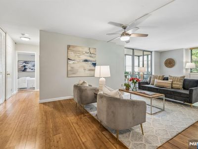 530 Valley Rd APT C002v, Montclair, NJ, 07043