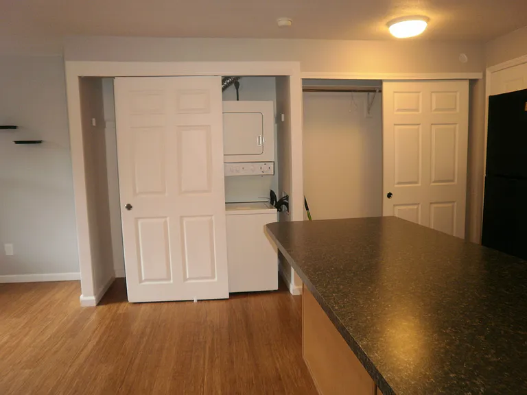 1405 Broadway St #210 — Photo 14