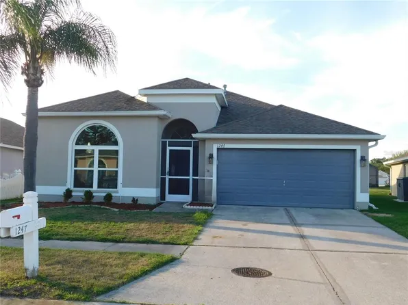 1247 Vinetree Dr, Brandon, FL 33510