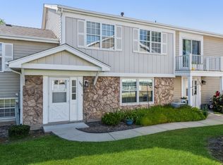 1650 Timber Trl #C, Wheaton, IL 60189