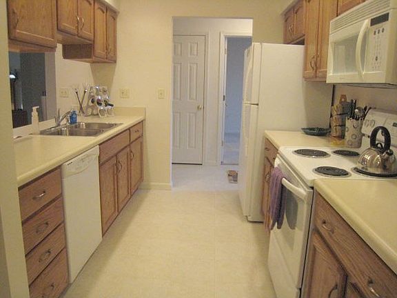 5th image of 1772 Kingwood Ct