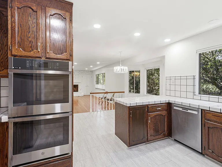 3 Kennedy Pl — Photo 24