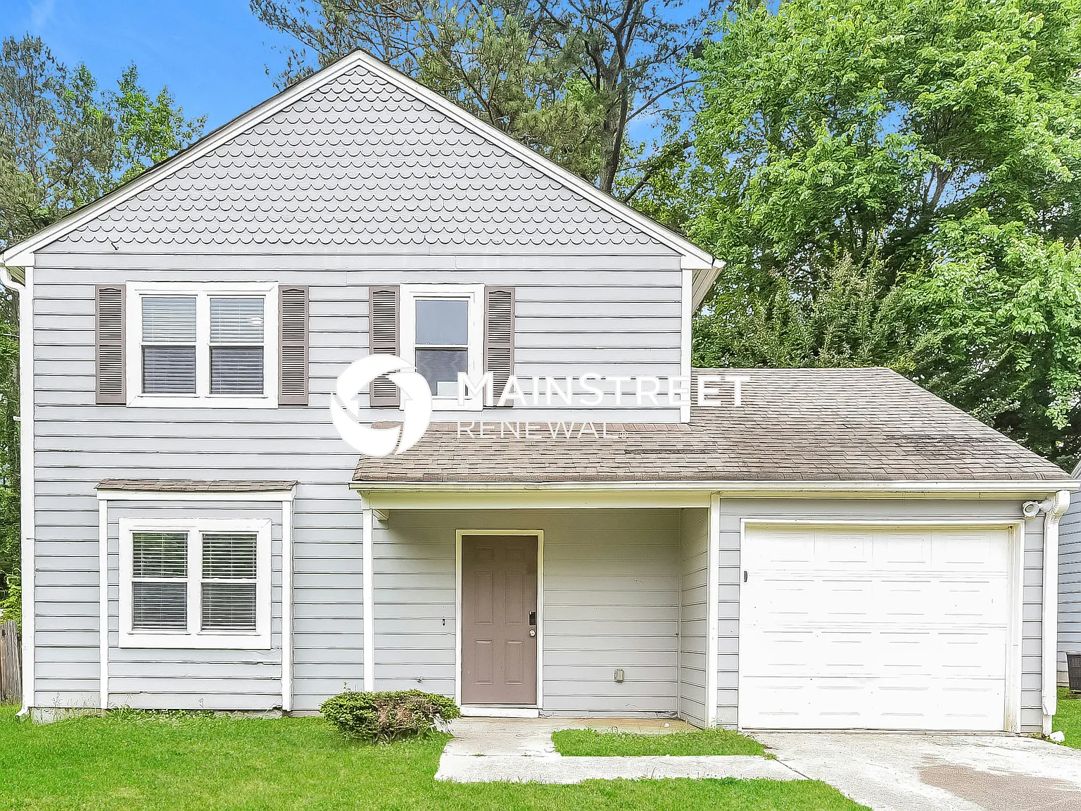 2042 Hilda Burns Pl — Photo 1