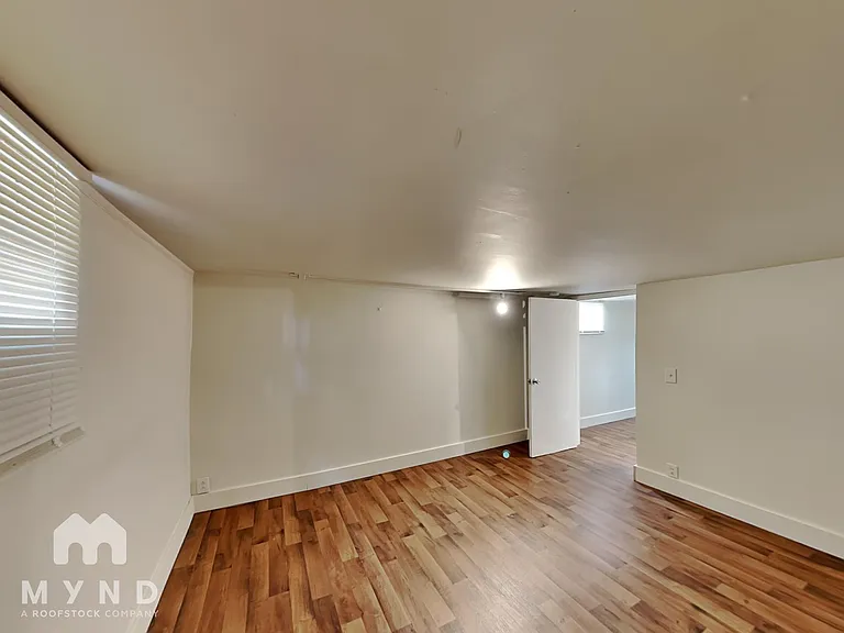 1311 N Alder St — Photo 16