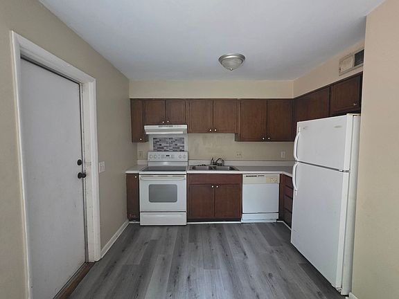 5th image of 1769 Tall Pines Cir
