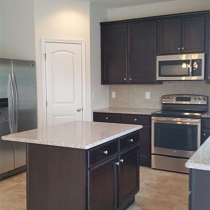 5th image of 1304 Cozart St Unit 104