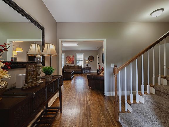 3rd image of 7902 Corey Dr