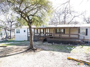 16 E Loop Dr, Belton, TX 76513