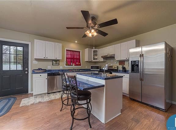 5th image of 2610 Belmeade St